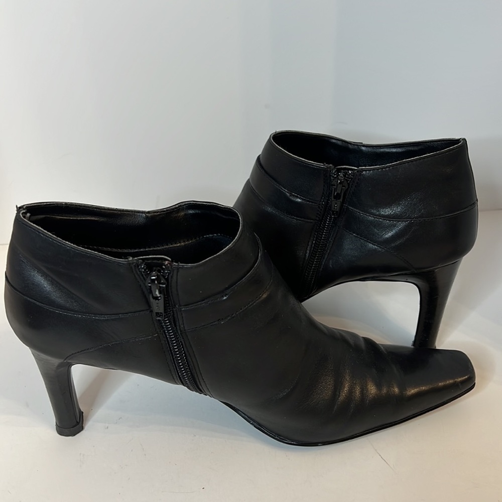 APOSTROPHE FONDA BLACK LEATHER SQUARE TOE ANKLE BOOT SZ 11 - Picture 4 of 16